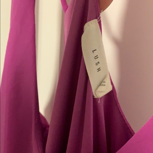 A beautiful cocktail dress - Picture 3 of 3